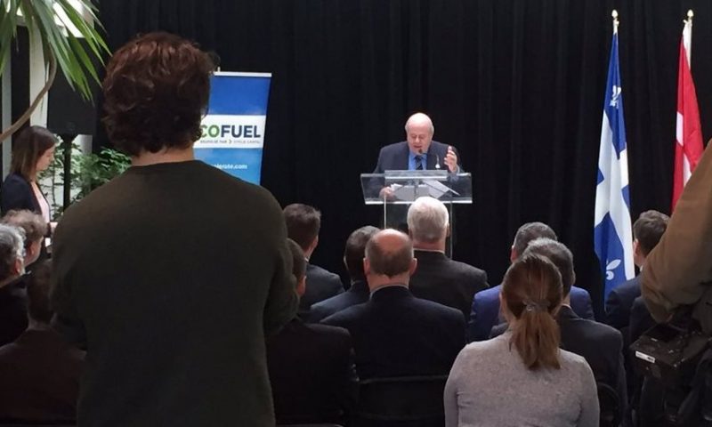 Leopold Beaulieu prenant la parole dans le cadre de l'annonce Ecofuel au Carrefour financier solidaire. 